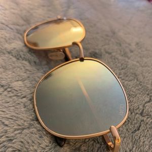 Quay Jezabell Sunglasses